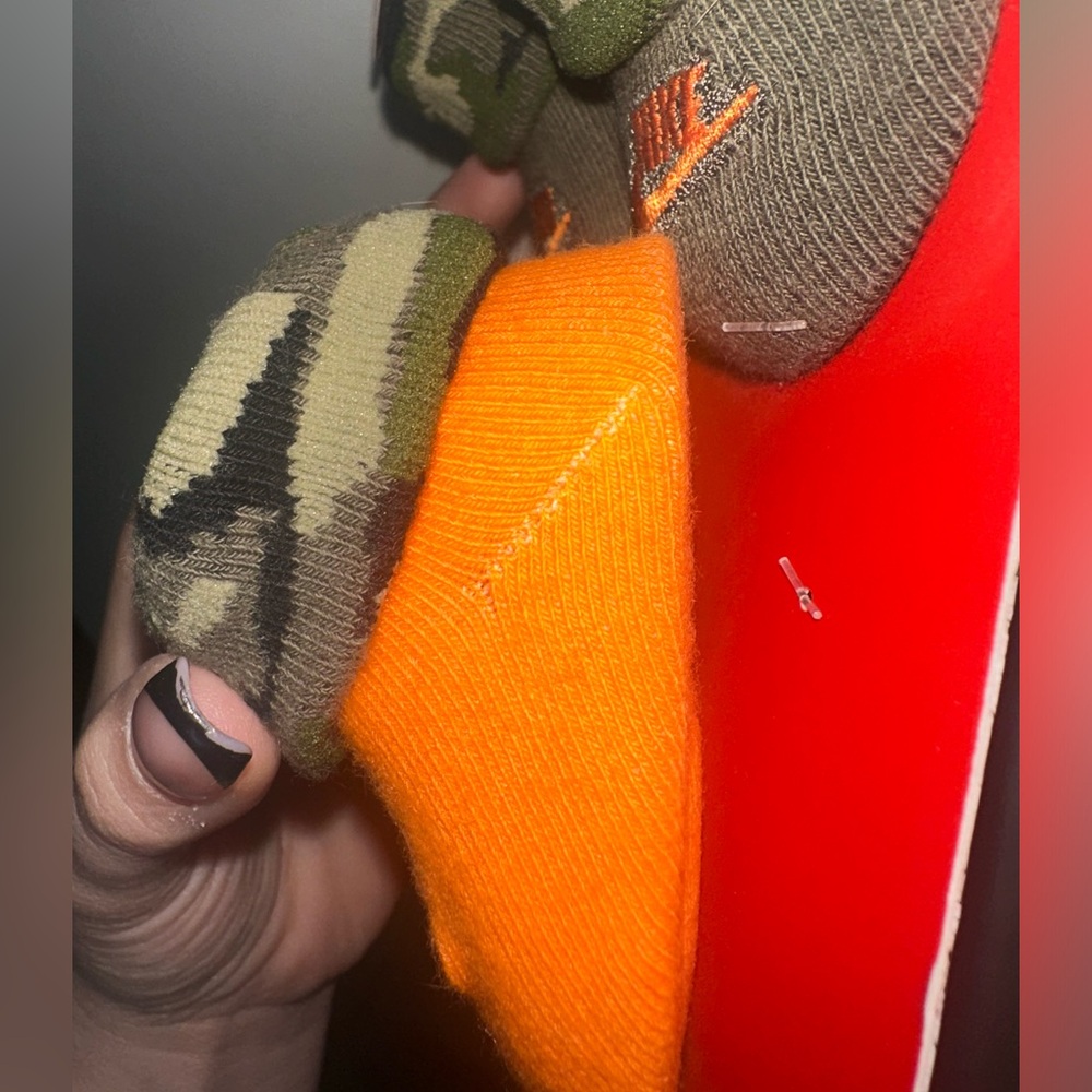 Nike 2-Pack Baby Booties - Picture 3 of 3